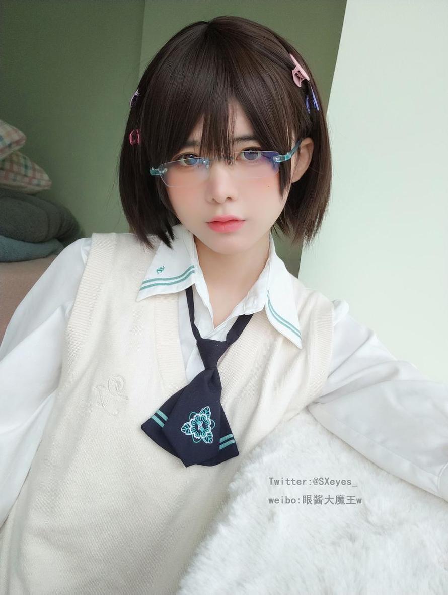 黑料不打烊怎么用？有安卓或苹果版吗？